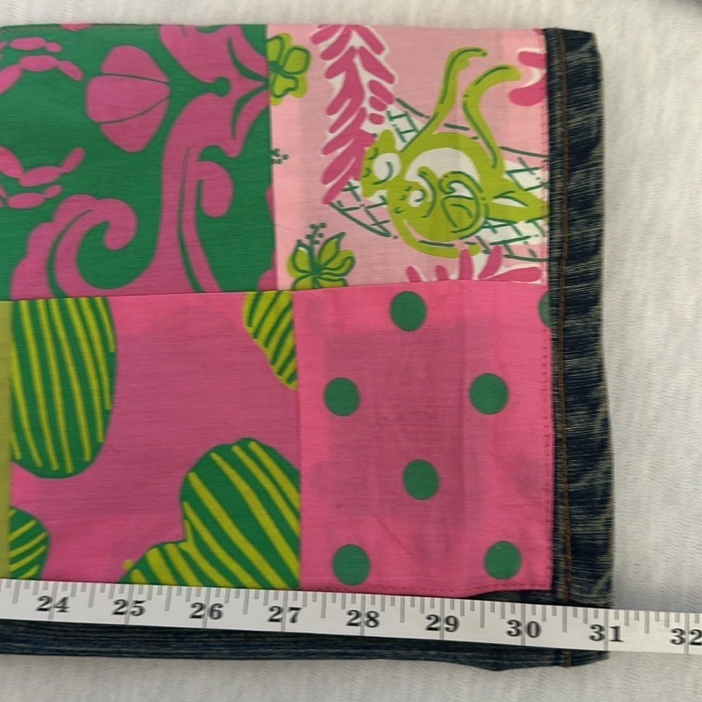 Lilly Pulitzer Patch Work Beaded Floral Denim Jeans Like New Rare Women’s Size 6 - Picture 5 of 15